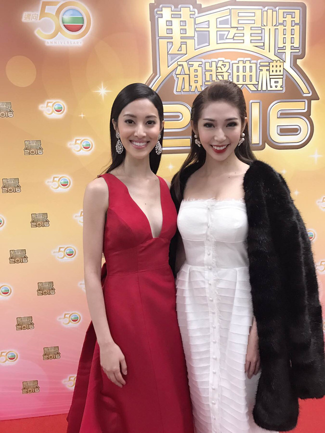 Khổng Tú Quỳnh tham dự lễ trao giải TVB, đọ dáng cùng Hoa hậu Hồng Kông